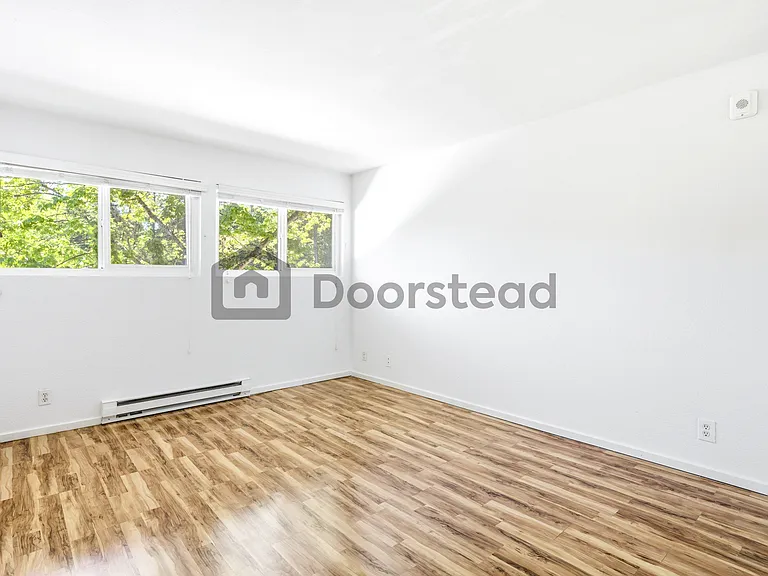 12700 NE 8th St #E303 — Photo 25