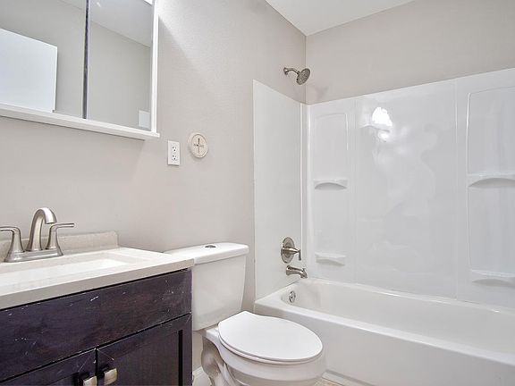 5th image of 141 Shiloh Heights Dr