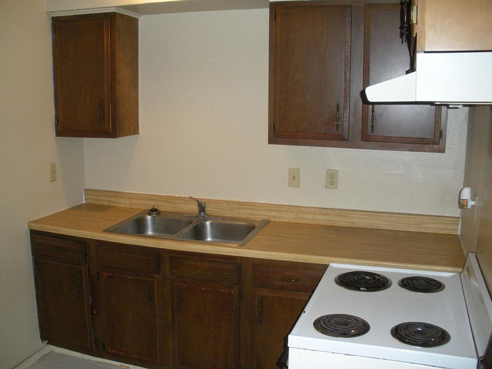 2nd image of 1817 W 36th St #B