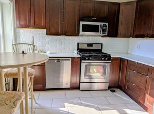 2246 Fitzwater St, Philadelphia, PA 19146