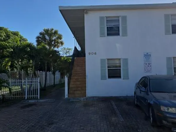 906 2nd St, West Palm Beach, FL