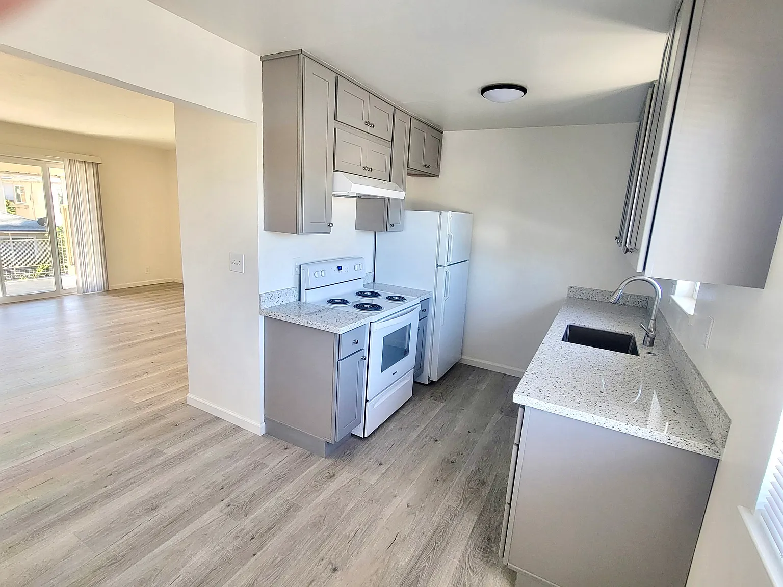 2949 Magliocco Dr — Photo 1