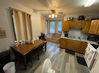 451 W Wabasha St APT 1, Winona, MN 55987