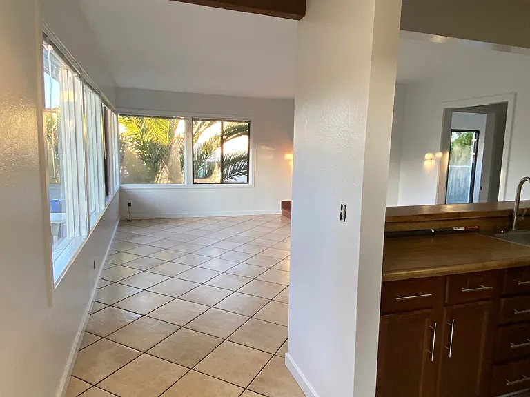 25 Plum Tree Ln #10 — Photo 3