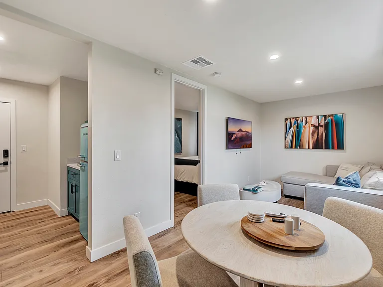 223 Avenida Del Mar #1-6 — Photo 41