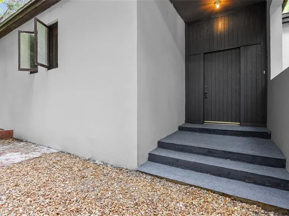 3003 SW 1st Way, Gainesville, FL 32601