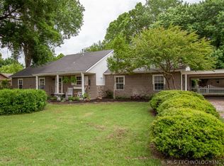 1113 S 222nd West Ave, Sand Springs, OK 74063