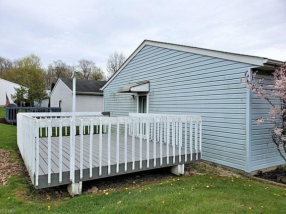 4th image of 144 Royal Crest Dr Unit S