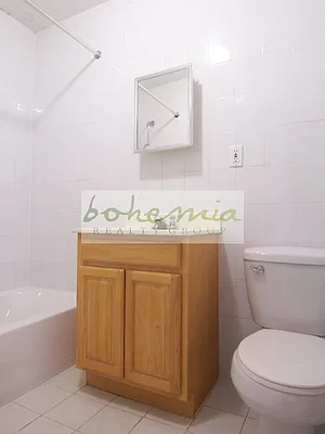 Rented by Bohemia Realty Group | media 22