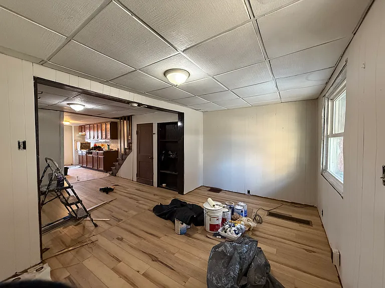 306 S 2nd St — Photo 3