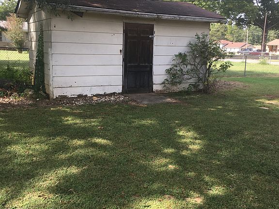 10’x16’ storage building