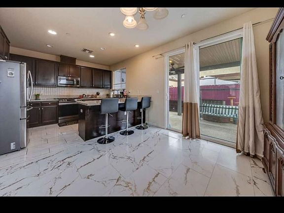4th image of 2471 Ben Ali Way