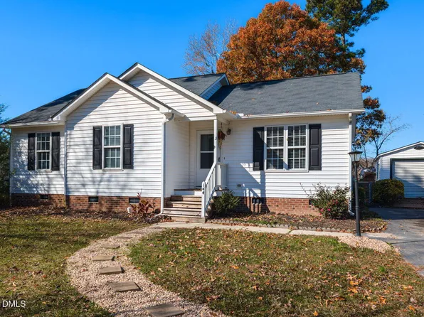 144 Yellow Stone Ln, Smithfield, NC 27577