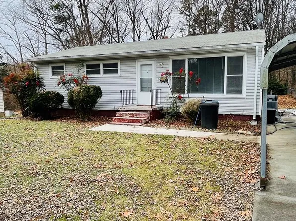 1092 Ash Ave, South Boston, VA 24592