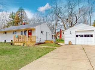 3310 Wilson St, Cuyahoga Falls, OH 44221