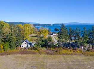 7810 S Beach Ln, Anacortes, WA 98221