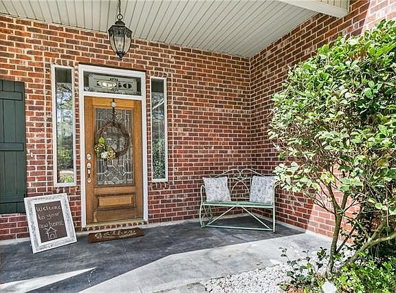 4th image of 1660 Old Mandeville Ln