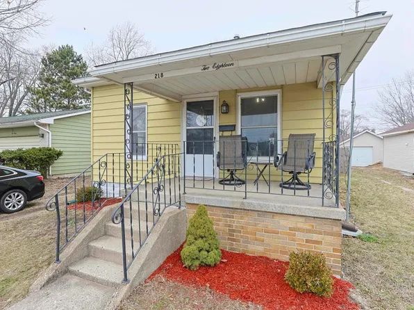 218 E Borley Ave, Mishawaka, IN 46545