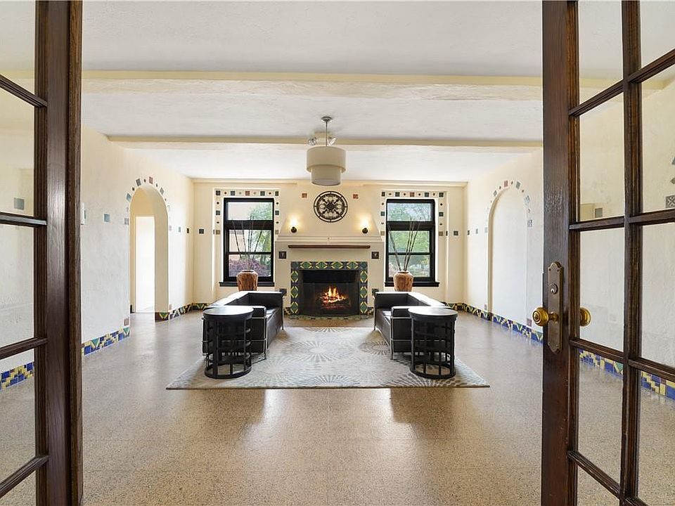 1st image of 314 Livingston Avenue #303w