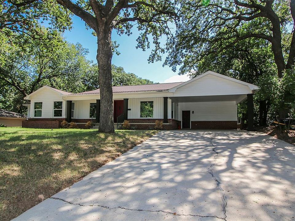 1st image of 812 Greenwood Dr