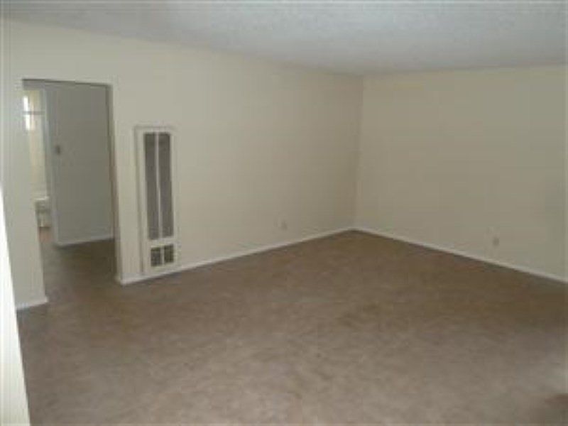 2nd image of 15814 Passage Ave APT 3