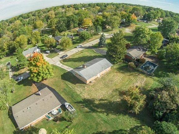 3rd image of 7353 Birchwood Dr