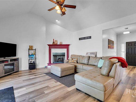 5th image of 208 Market Street