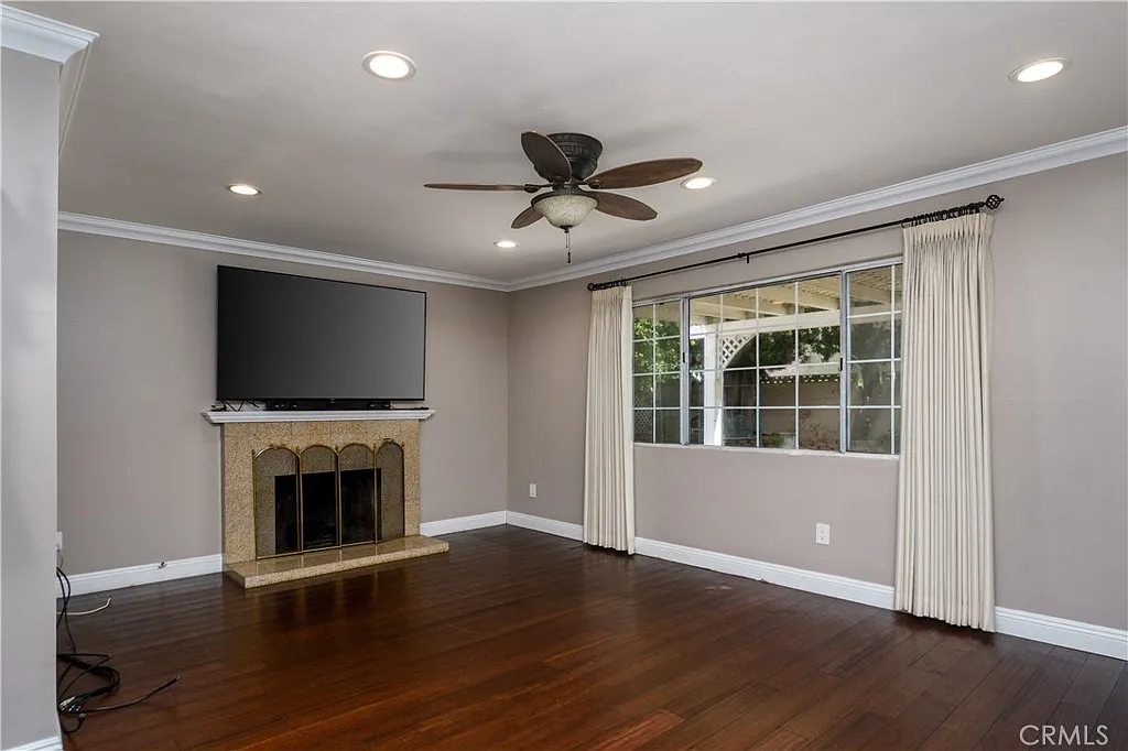 5 bed, 1782 sqft, $4,550 — Photo 3