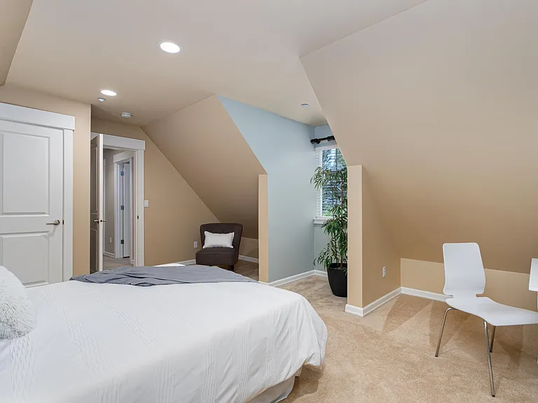 1348 Bellevue Way SE #1348 — Photo 23