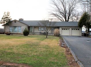 635 Chandlers Rd, Auburn, KY 42206