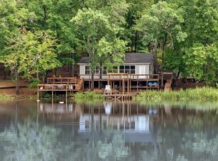 110 Caddo Dr, Elkhart, TX 75839