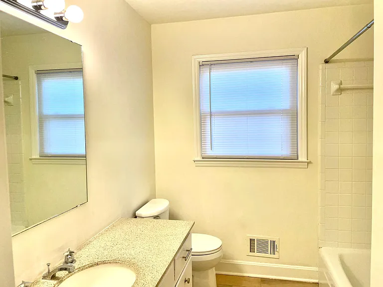 6524 Idlebrook Dr — Photo 17