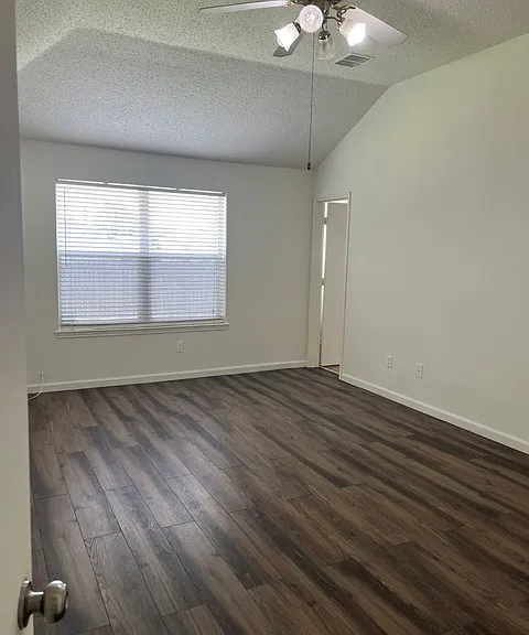 7409 Marsland Ln — Photo 5