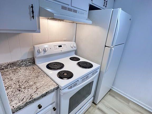 4th image of 525 Downing Dr APT 2