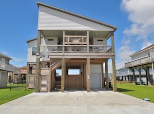 967 Surf Rd, Crystal Beach, TX 77650