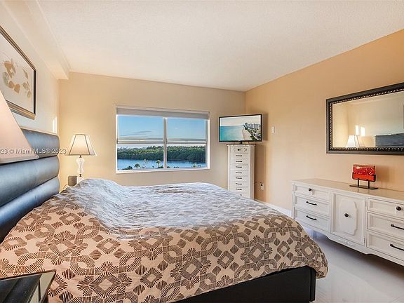 3rd image of 400 Kings Point Dr APT 602