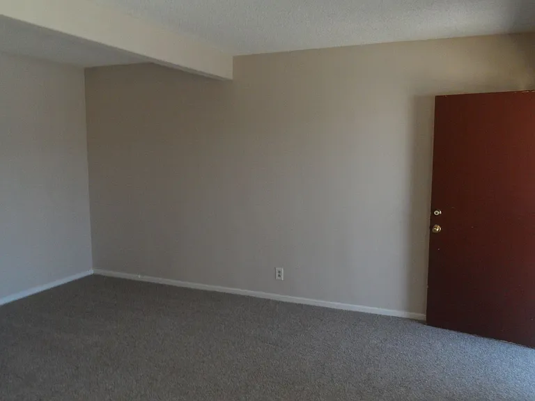 710 N Anna Dr #16 — Photo 4
