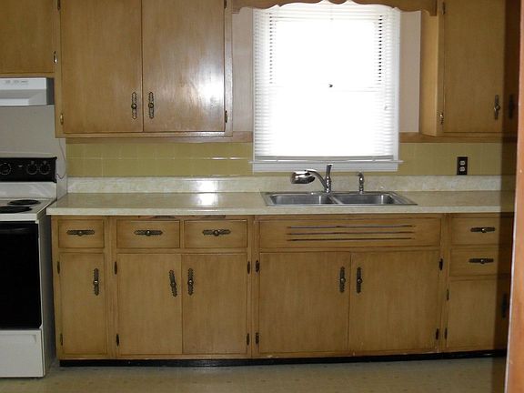 4th image of 2706 W Eugenie Ave