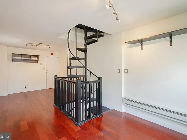 2619 South St #3 — Photo 12