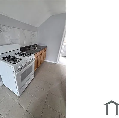329 Beach 29th St #3 — Photo 3