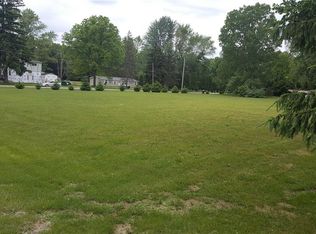 2552 S Berkey Southern Rd, Swanton, OH 43558