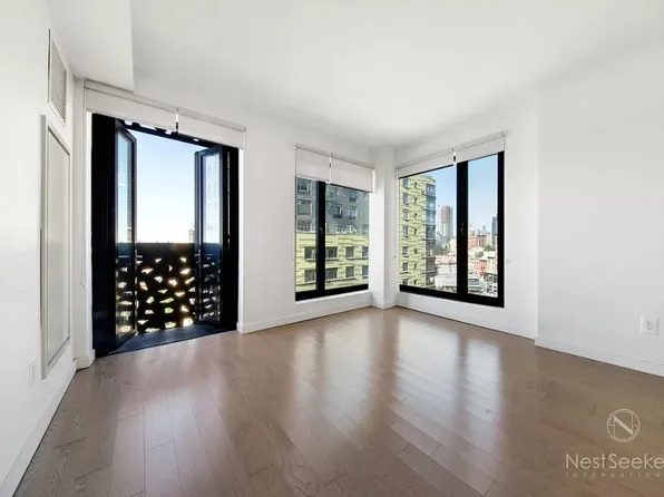 11-39 49th Avenue image 1 of 20