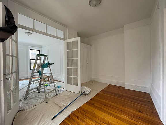5th image of 226 E 83rd St APT 26