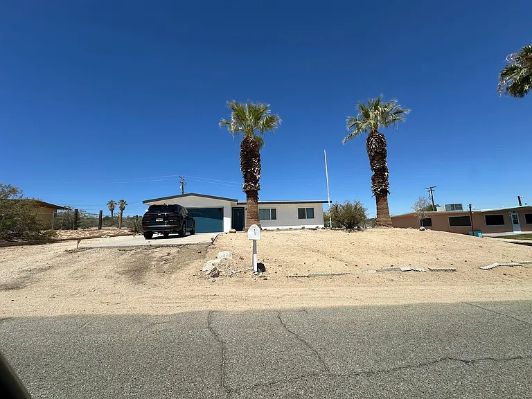 5746 Halsey Ave — Photo 17