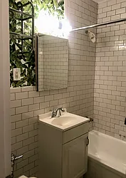 Rented by SP Brokerage Inc