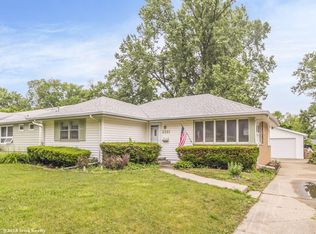 2321 Meadow Ln, West Des Moines, IA 50265