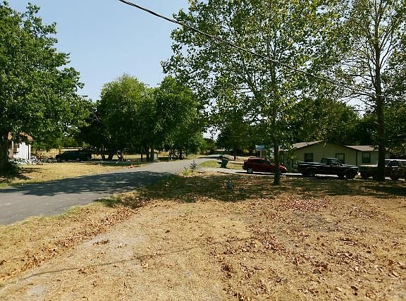 3rd image of 303 S Georgia Ave