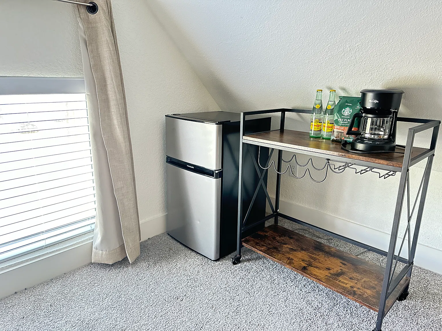 4 bed, 2924 sqft, $1,700 — Photo 4