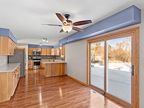 5th image of 1136 Ten Pin Ln