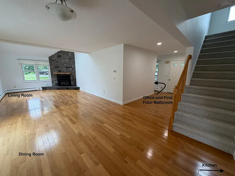 8 Applewood Ln — Photo 2